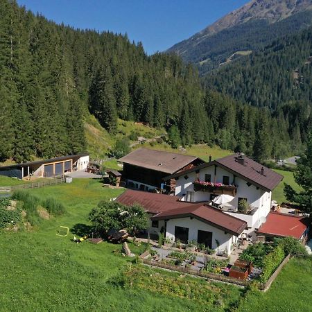Landhaus St. Hubertus Kaunertal Luaran gambar