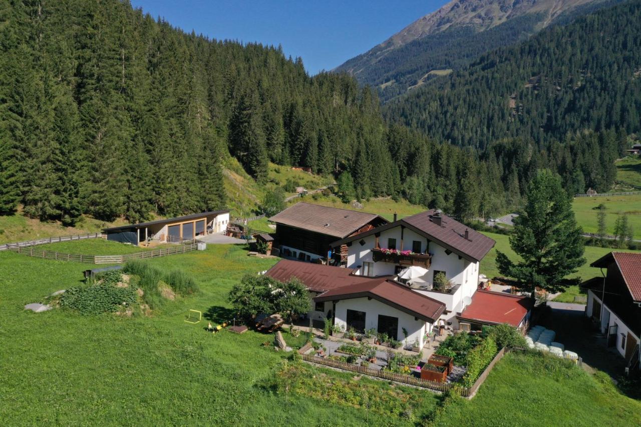 Landhaus St. Hubertus Kaunertal Luaran gambar